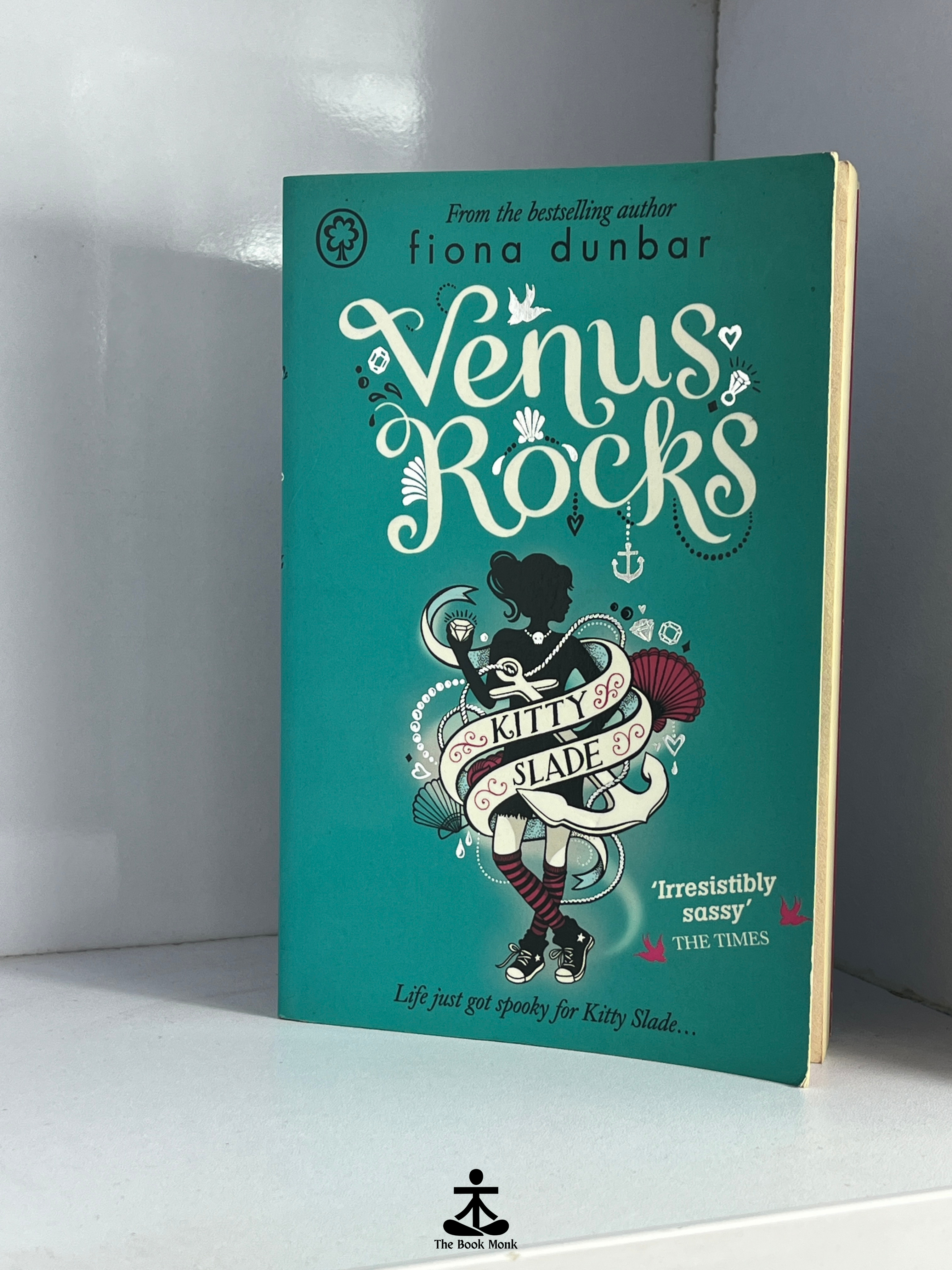 Venus rocks by Fiona Dunbar